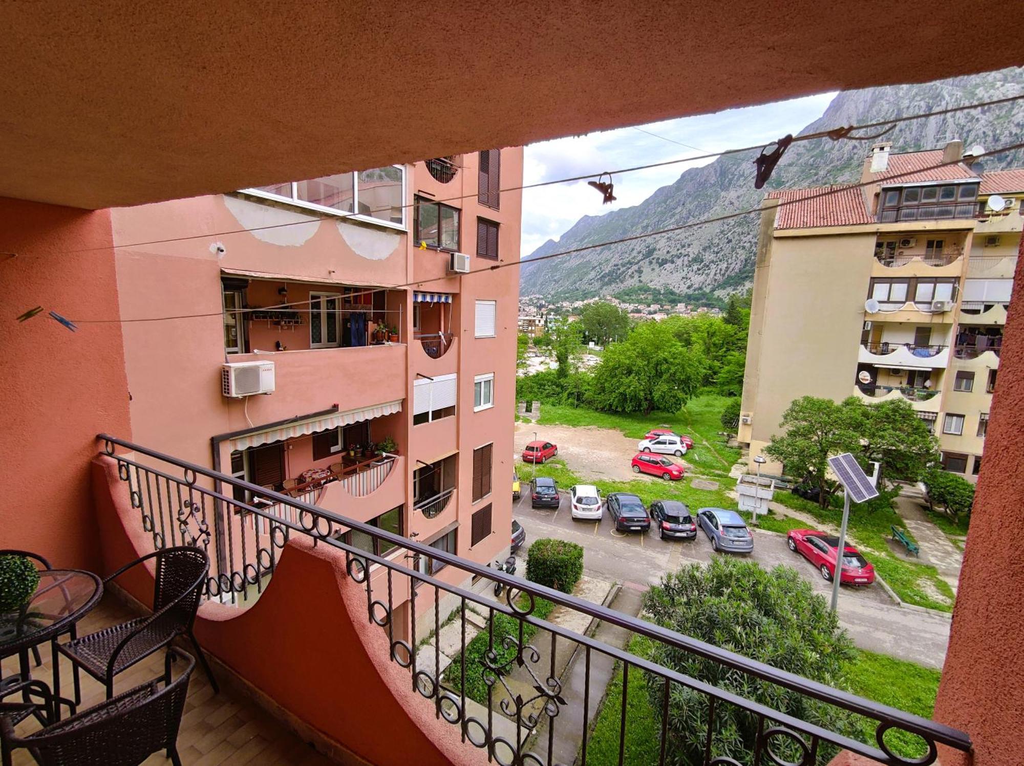 Apartment City View Kotor Buitenkant foto