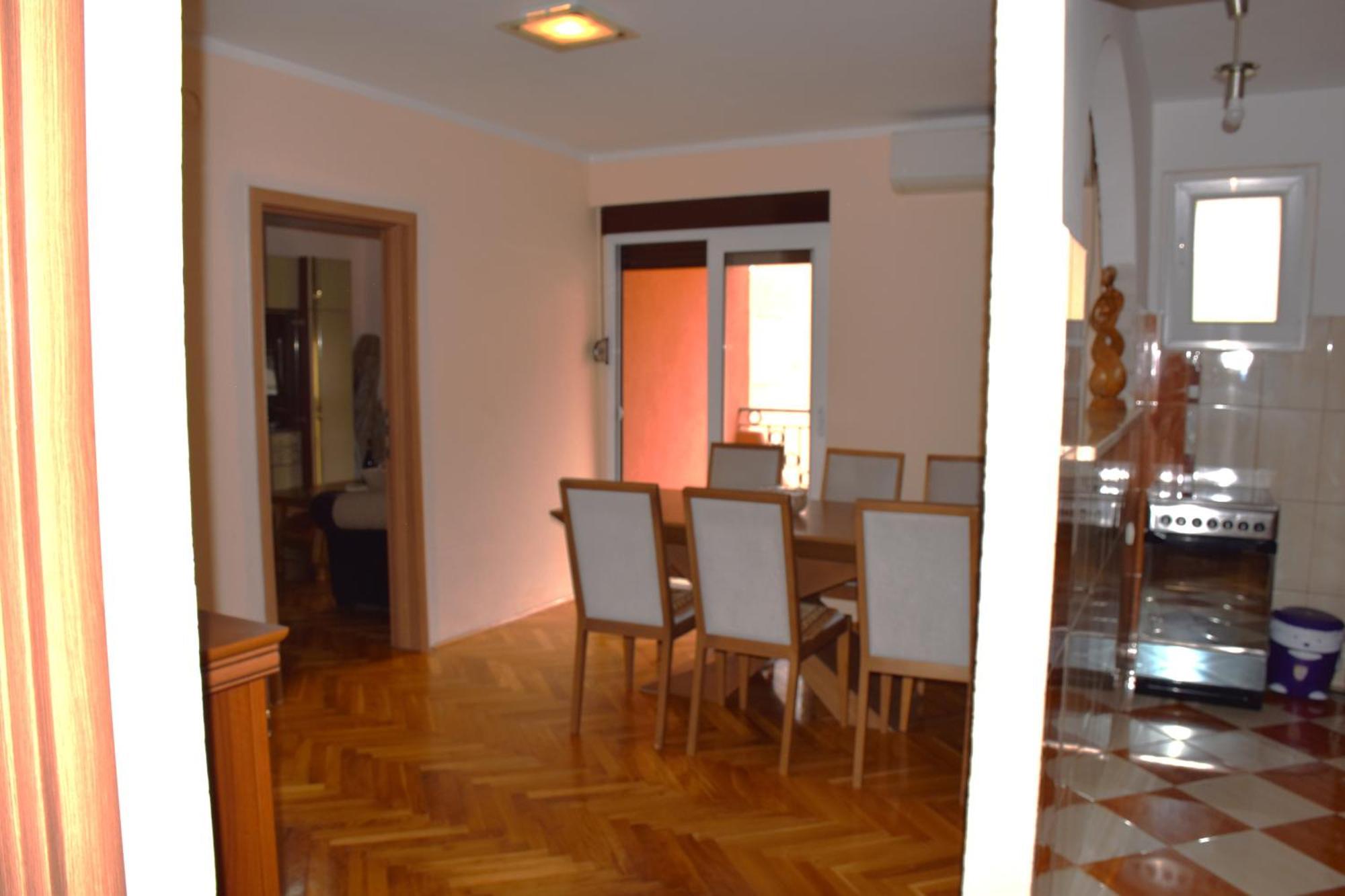 Apartment City View Kotor Buitenkant foto